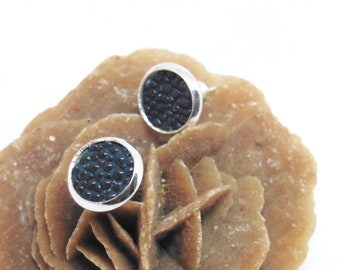 Earrings made of genuine stingray leather 10 mm silver 925