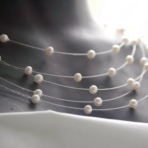 Jewelry set 3-piece delicate bridal jewelry necklace bracelet earrings freshwater pearls