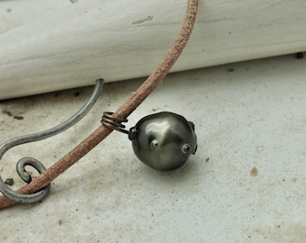 Leather strap with Tahitian pearl, pearl pendant 12/14 mm with bronze loop on a sporty light brown leather chain