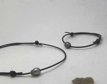 Tahitian pearl jewelry leather for individualists leisure vacation, adjustable, natural materials, unisex, partner look