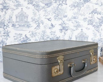 Vintage Vinyl Overnight Case: 1960s Retro Midcentury MCM Luggage Suitcase Train Case Home Storage Decor