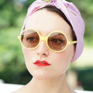 Vintage American Optical Sunglasses 1960&#39;s New old Stock/Vintage/Pop Art/60&#39;s Made In USA neon yellow sunswept