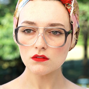 Gafas de los años 70 de Titmus Optical, fabricadas en EE. UU. Nuevas, de stock antiguo. Estilo aviador. Multicolor.