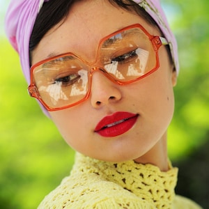 Gafas de sol vintage de los años 70 fabricadas en Francia por Albert Capraro Nuevas Stock antiguo Tono multicolor