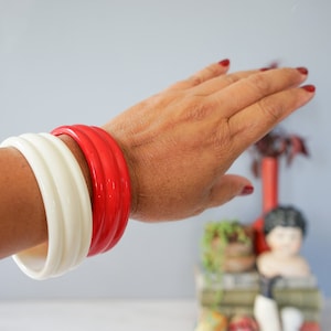 Vintage West Germany Plastic Bangle Stack Set of 2/ Vintage 1980s Bracelet/ Vintage Jewelry/ Retro Jewelry/ Costume Jewelry/ Retro Bangle