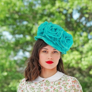 Vintage Floral Rosette Cloche hat, Vintage Hat, 1950s-60s Hat, Women Hat, Tea Party Hat, Cocktail Hat, Kentucky Derby Hat, Wedding Hat