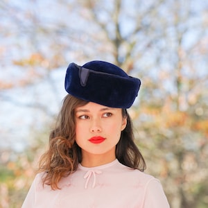 Vintage Wool Felt Breton Hat, Women Bowler Hat, Vintage Hat, 1950s-60s Hat, Vintage Women Hat, Church Hat, Fall Winter Hat, Retro Mod Hat