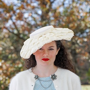 1950s Saucer Hat - Etsy Singapore display picture 1