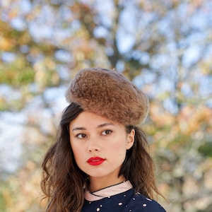 Vintage Shearling Fur Pillbox Hat, Cossack Hat, Vintage Fur Hat, Fall Winter Hat, Vintage Hat, 1950s-60s Hat, Church Hat, Retro MC Hat