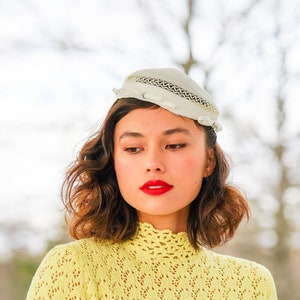 Vintage Straw Calot Hat, Half Hat, 1940s-50s Hat, Vintage Hat, Tea Party Hat, Cocktail Hat, Vintage Women Hat, Retro MCM Hat, Wedding Hat