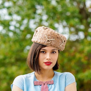 Vintage Straw Pillbox Hat with Bow, Vintage Hat, 1950-60s Hat, Jackie-O Hat, Church Hat, Tea Party Hat, Vintage Millinery, Cocktail Hat