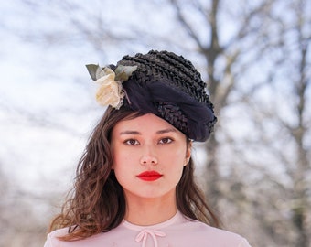 Buy Vintage Beige Straw/silk Peek A Boo Summer Hat 1950s  display picture 1