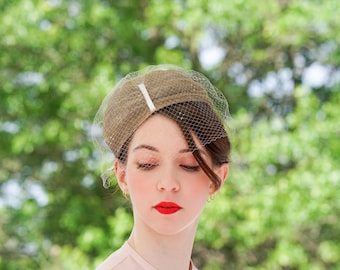 Sombrero tipo pastillero de tul vintage, sombrero vintage, sombrero de los años 50-60, sombrero para fiesta de té, sombrero de boda, sombrero de cóctel, turbante, sombrero de primavera/verano, sombrero MCM