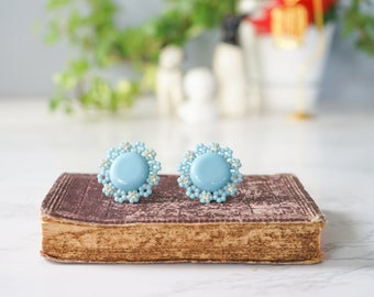 Boucles D'oreilles Clips Vintage Fleurs En Celluloïd Rose Et Vert - Anciennes, Sans Défaut