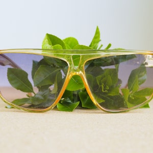 Vintage Sunglasses 1980&#39;s New old Stock/Vintage/80&#39;s Glamour Sunglass Made In Taiwan Honey Toned Sunglass Frames