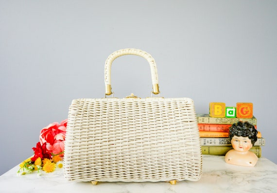 Vintage Wicker Purse/ Woven Basket Purse/ Wicker B