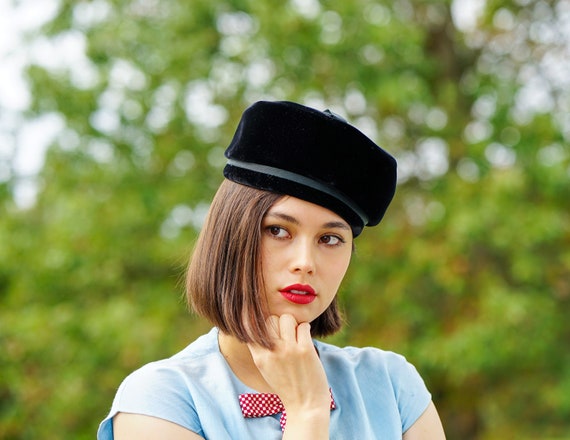 Vintage Black Velvet Pillbox Hat 