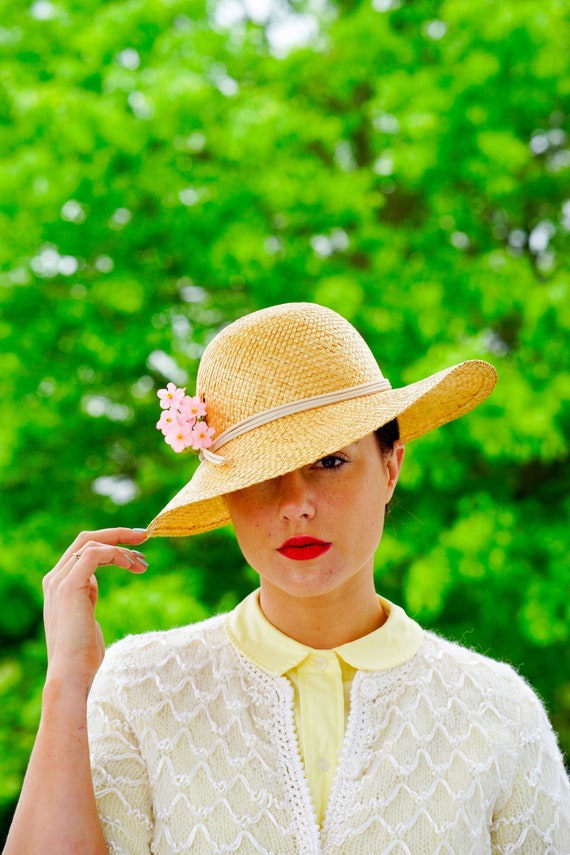 Vintage Straw Floppy Hat, Wide Brim Hat, 1960s-197