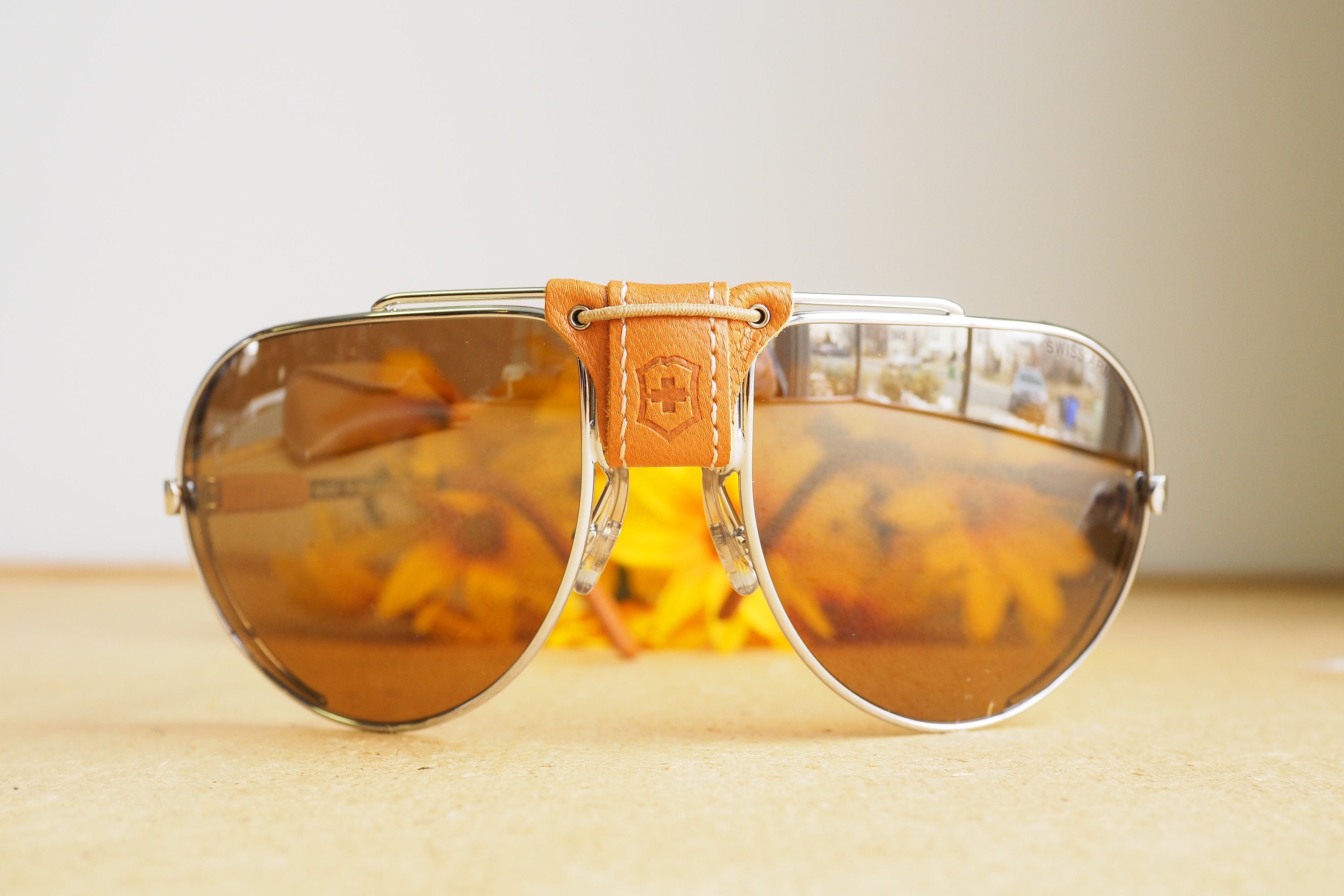 Aviator Sunglasses Leather Side Shields « Heritage Malta