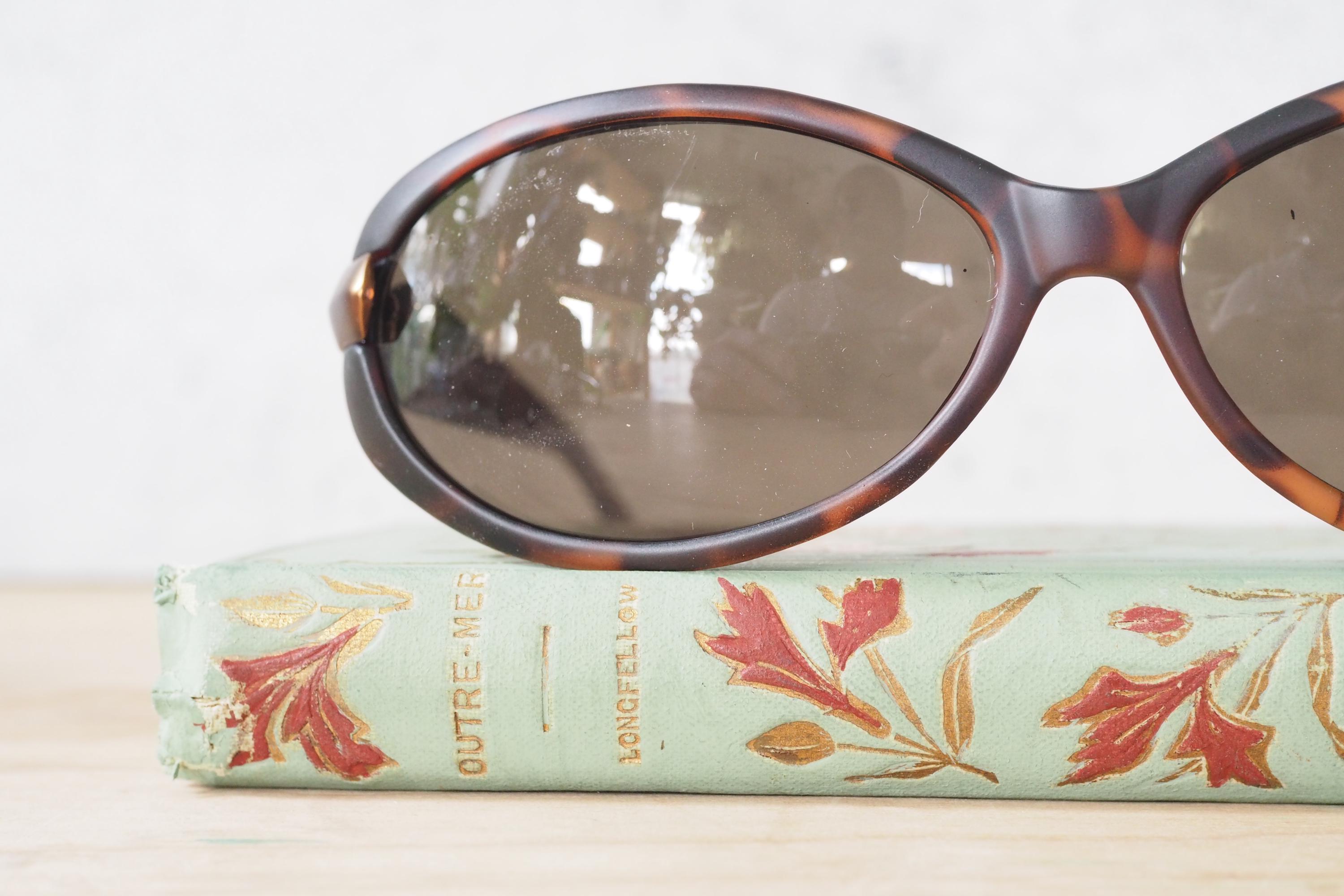 Vintage Sunglasses 1990s Gorbcore Mob Wife New Old Stock Y2K  display picture 3