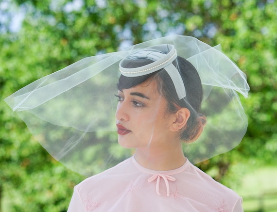 Vintage Faux Pearl Bridal Veil, 1950s Hat, Vintage