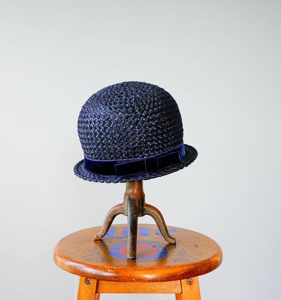 Vintage Straw Cloche Hat, Bubble Hat, 1960s Hat, … - image 5