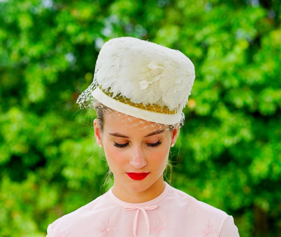 Vintage Straw Cloche Hat With Flower 