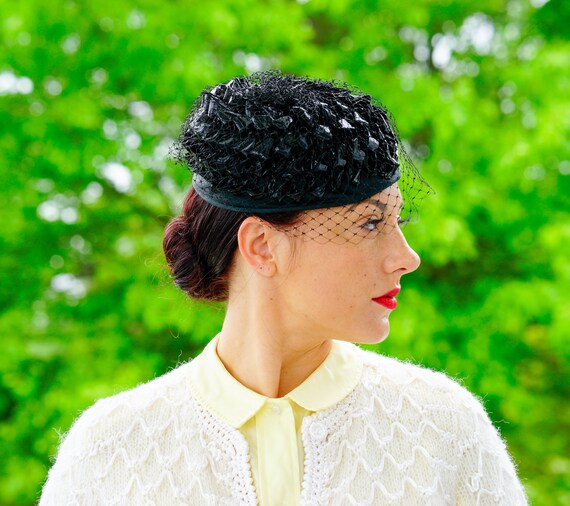 Vintage Straw Pillbox Hat 1950s-1960s 