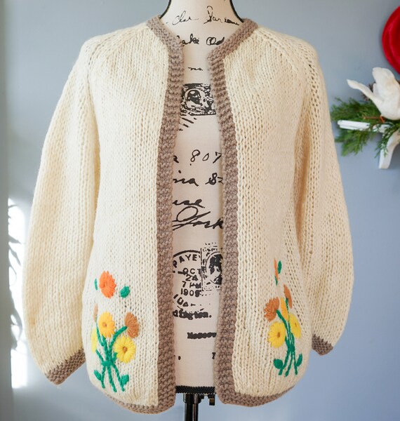 Vintage Italy Hess Embroidery Cardigan Size M, Wo… - image 5