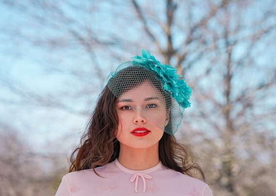 Vintage Floral Whimsy Hat, Vintage Veil, Birdcage Hat  display picture 1