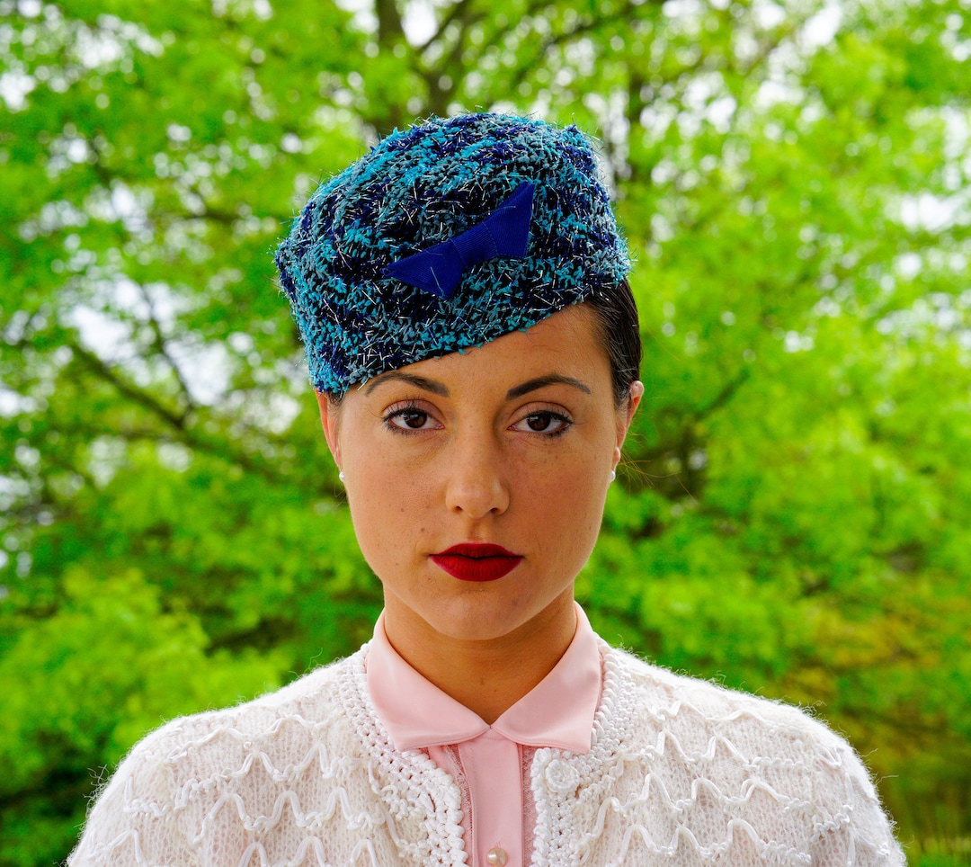 Battlestein\'s Houston vintage pillbox hat blue Vintage Velvet Cloche Hat With Floral, Bucket Hat, 1950s-60s  main image 2