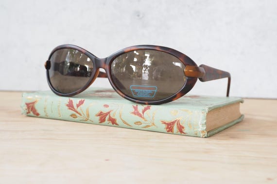 Vintage Sunglasses 1990s Gorbcore Mob Wife New Old Stock Y2K  display picture 1