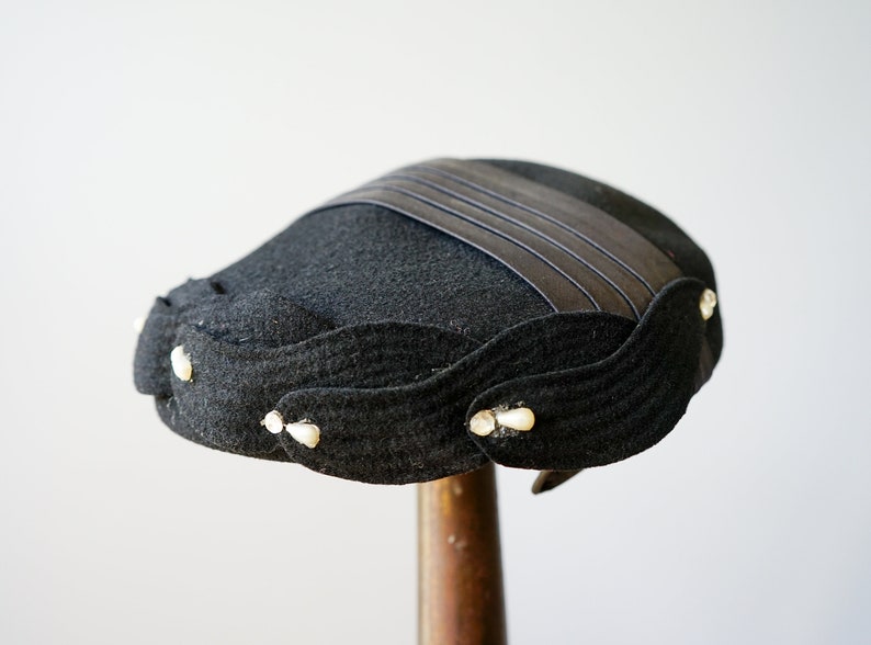 Vintage Black Wool Bead Half Hat, Close Hat, Vintage Hat, 1950s-60s Hat, Vintage Millinery, Cocktail Hat, Tea Party Hat, Vintage Retro Hat image 8