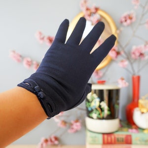 Vintage Bow Gloves/ 1950s-1960s Gloves/ Vintage Gloves/ Evening Gloves/ Ladies Gloves/ Wedding Gloves/ Formal Gloves/ Vintage Accessory