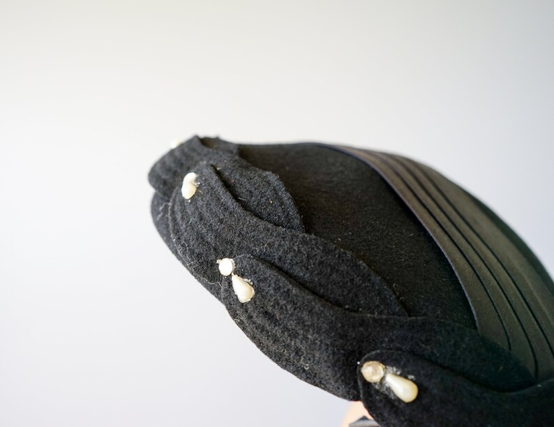 Vintage Black Wool Bead Half Hat, Close Hat, Vintage Hat, 1950s-60s Hat, Vintage Millinery, Cocktail Hat, Tea Party Hat, Vintage Retro Hat image 7