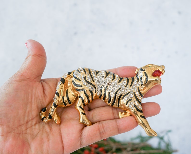 Vintage Tiger Rhinestone Brooch 5 LARGE, 1980s Brooch Pin, Vintage Jewelry, Vintage brooch, Costume Jewelry, Animal Brooch, Retro Pin image 5