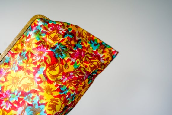 Vintage Floral Satin Cosmetic Bag/ Clutch Purse/ … - image 4