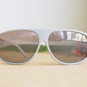Vintage Sunglasses 1980&#39;s New old Stock/Vintage/80&#39;s Glamour made In Taiwan Aviator Frames Grey Tone