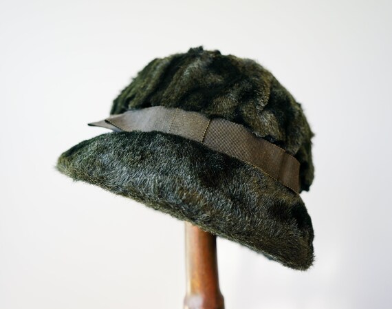 Vintage Faux Fur Bucket Hat, Cloche Hat, 1950s-60… - image 5