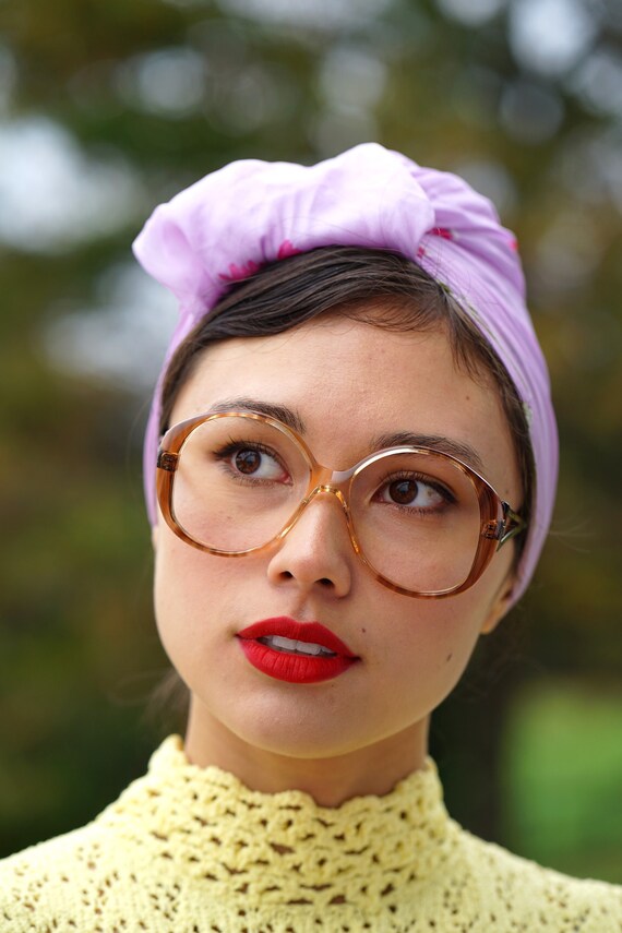 Vintage gloria vanderbilt glasses Gem