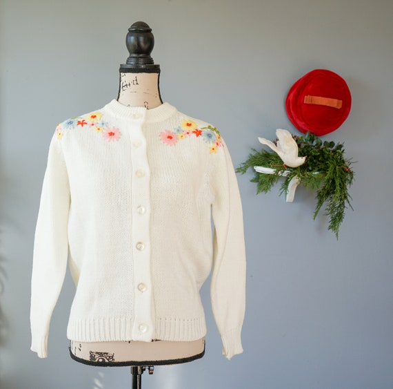 Vintage 1950s Embroidery Cardigan Size M, Women S… - image 4