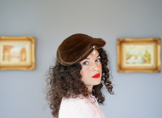 Vintage Velour Tilt Hat, Vintage Turban 1940s-50s Hat  display picture 2