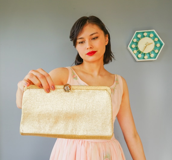 Vintage Garay 1950s Purse: 50s -Garay- Womens black patent leather clutch  purse with snap clasp closure. Inside is lined in acetate with one gold  zippered closure compartment and a small little pocket