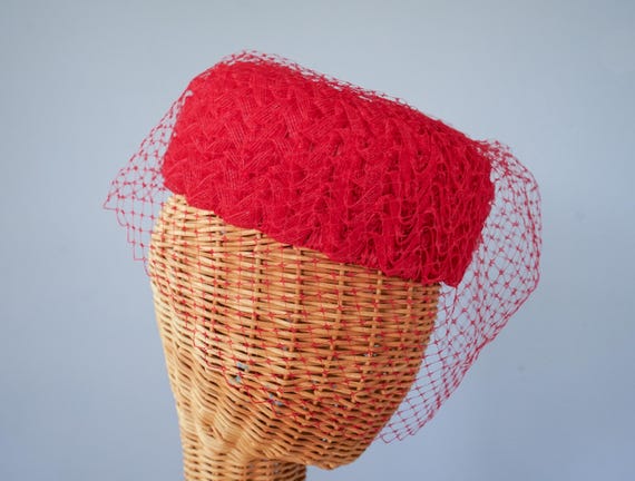 Vintage Ribbon Pillbox Veil Hat, 1950s-60s Hat, V… - image 9
