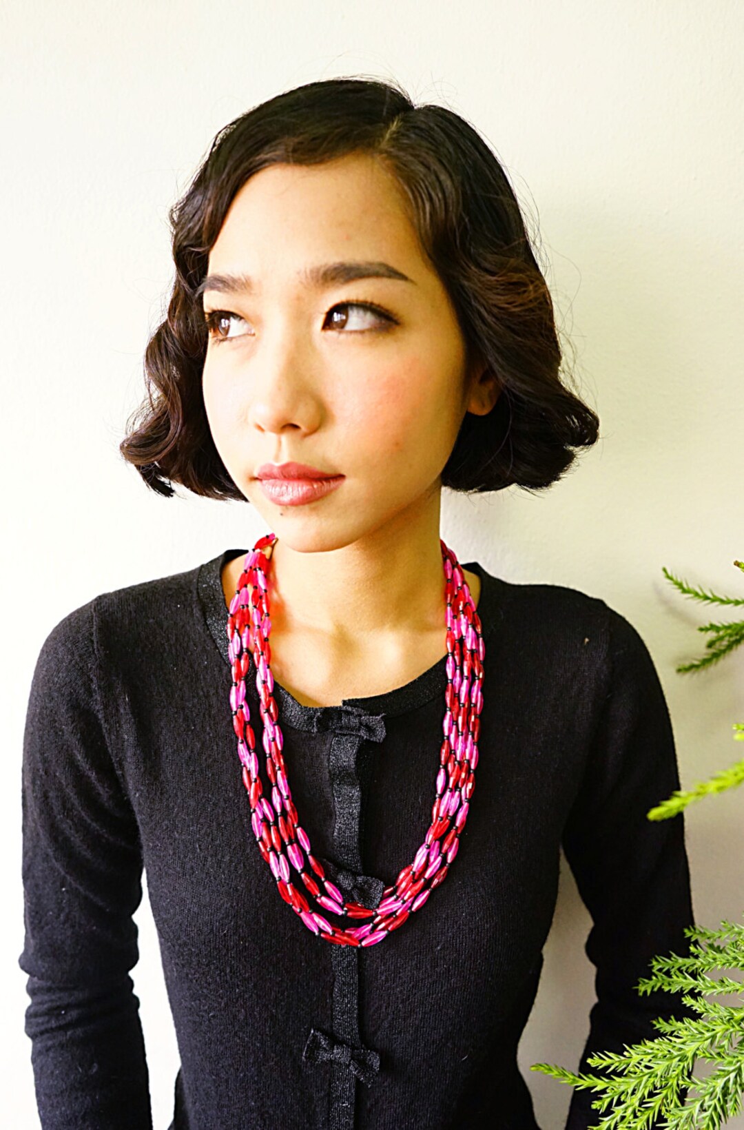 Vintage Magnetic Close Beaded Necklace