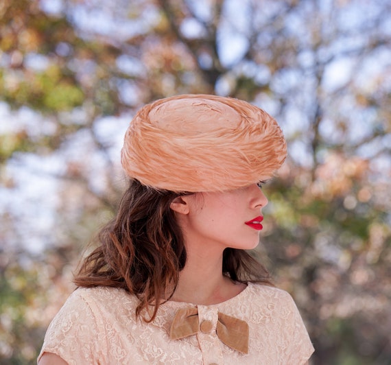 Vintage Feather Cartwheel Hat, Mushroom Hat, 1950s Hat, Vintage Hat,  Wide Brim Hat, 1950s Plate Hat, Cocktail Hat, Kentucky Derby Hat