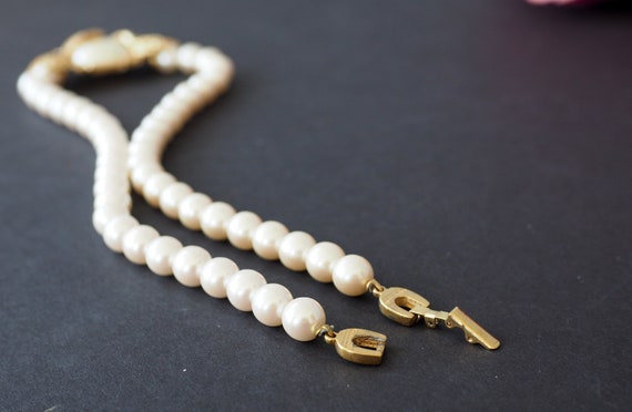 Vintage Richelieu Faux Pearl Rhinestones Necklace… - image 9