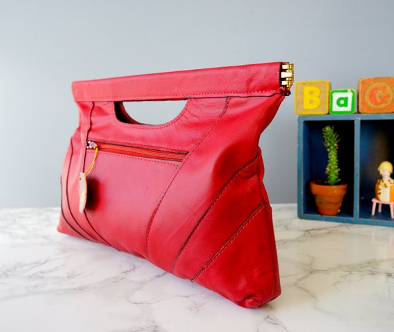 Vintage Red Leather Clutch/ 1970s-1980s Purse/ Vi… - image 7