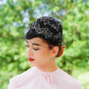 Vintage Sequin Mini Pillbox Hat, Half Hat, Vintage Hat, 1950s Hat, Vintage Millinery, Cocktail Hat, Church Hat, Tea Party Hat, Wedding Hat