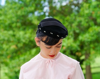 Sombrero de lana negra vintage con cuentas, sombrero cerrado, sombrero vintage, sombrero de los años 50-60, sombrerería vintage, sombrero de cóctel, sombrero para fiesta de té, sombrero retro vintage